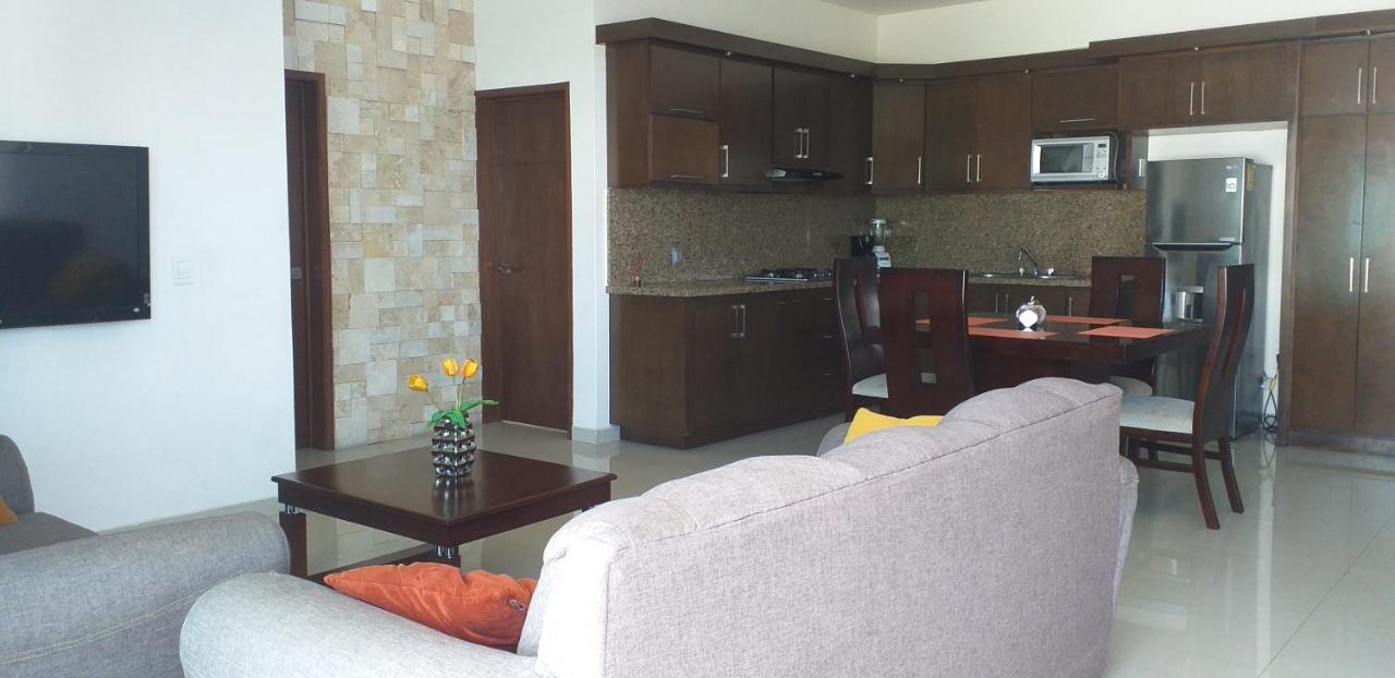 Apartamento Renta Vacacional A 2 Cuadras De La Playa O Malecon De Mazatlán Exterior foto