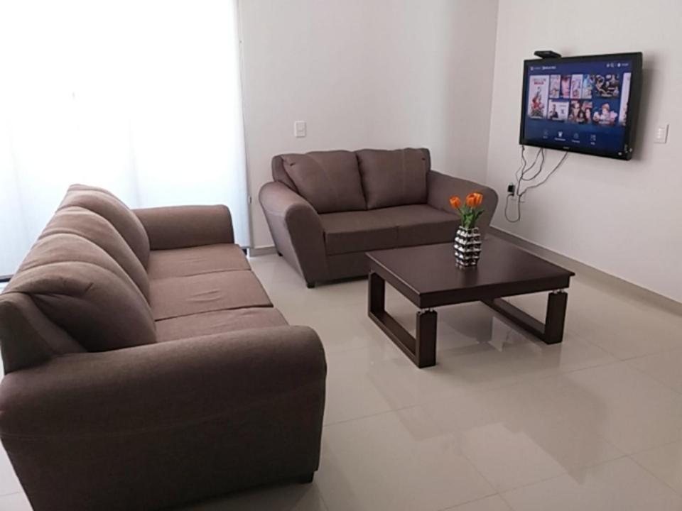 Apartamento Renta Vacacional A 2 Cuadras De La Playa O Malecon De Mazatlán Exterior foto
